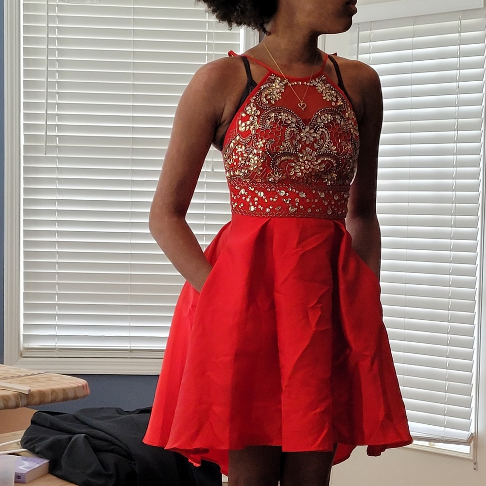 Jeweled High-Low gown - Picture 2 of 5